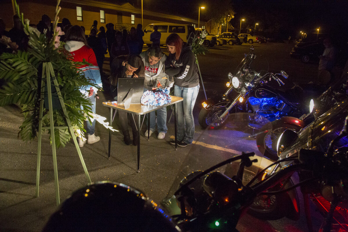 Friends, family hold vigil for Ogden teen killed in crash | News ...